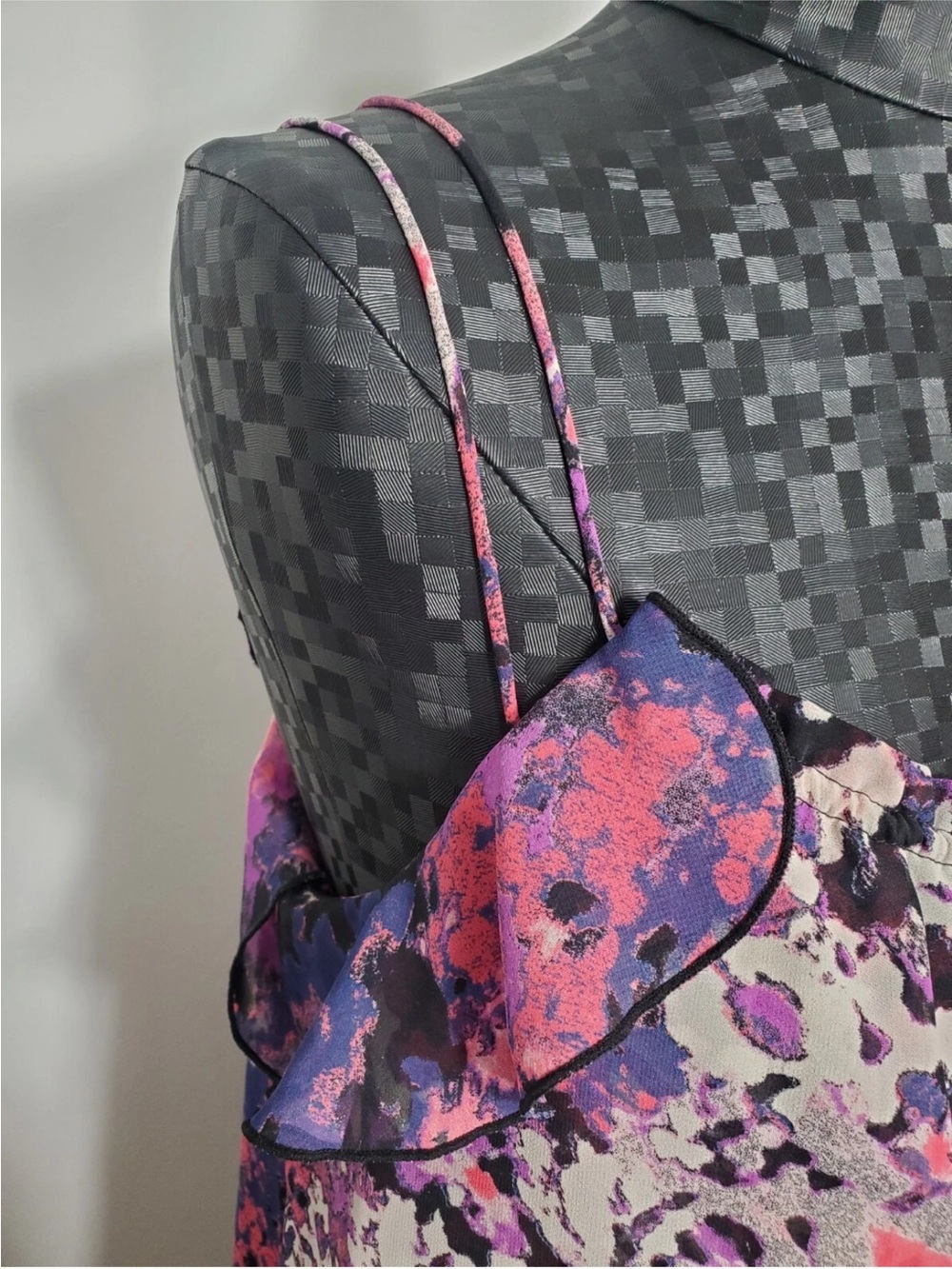 Lafayette 148 New York Pink & Purple Floral Spaghetti Strap Cami - Picture 2 of 10